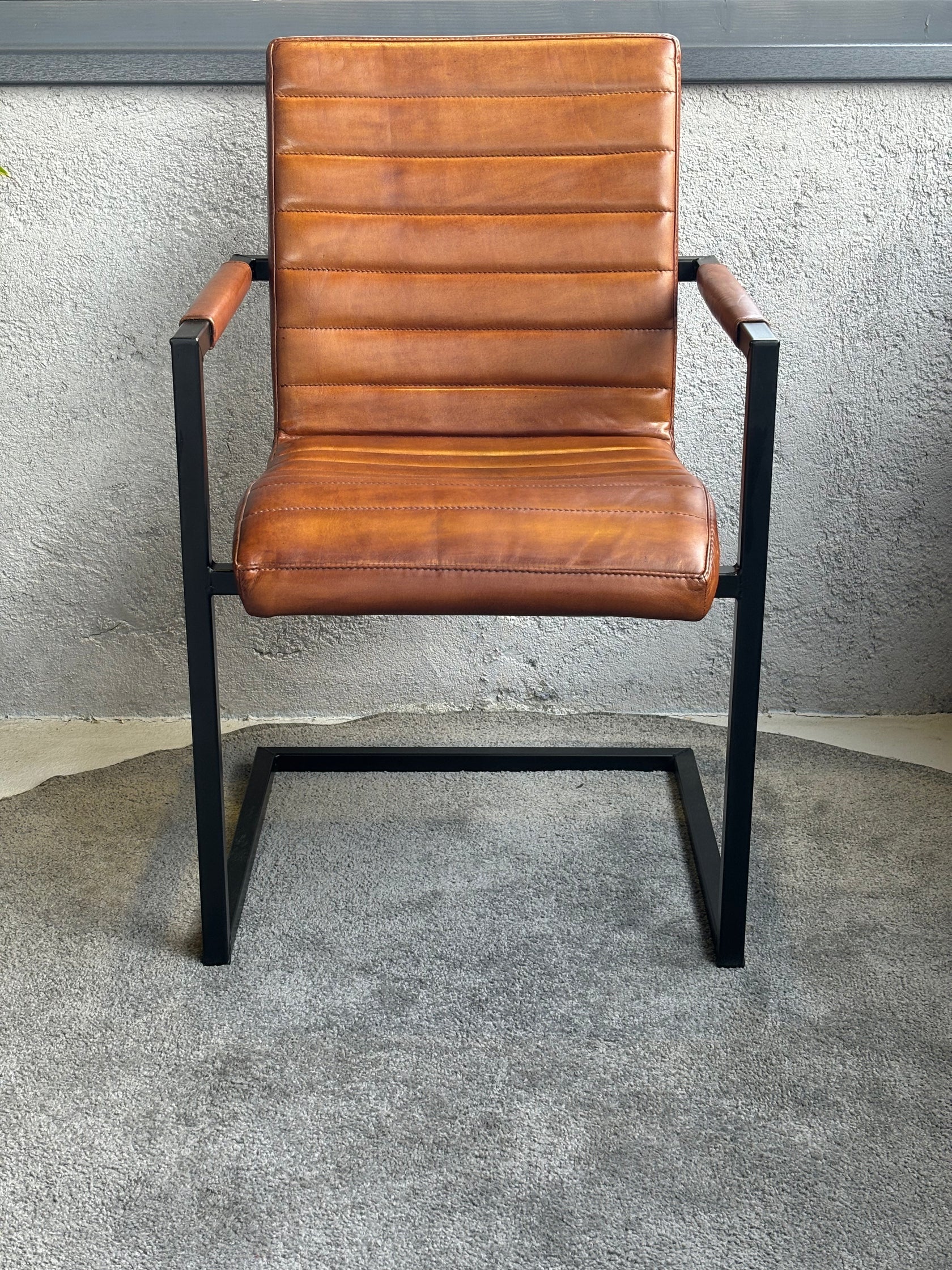 Scaun Sabina E - pe stoc de vanzare